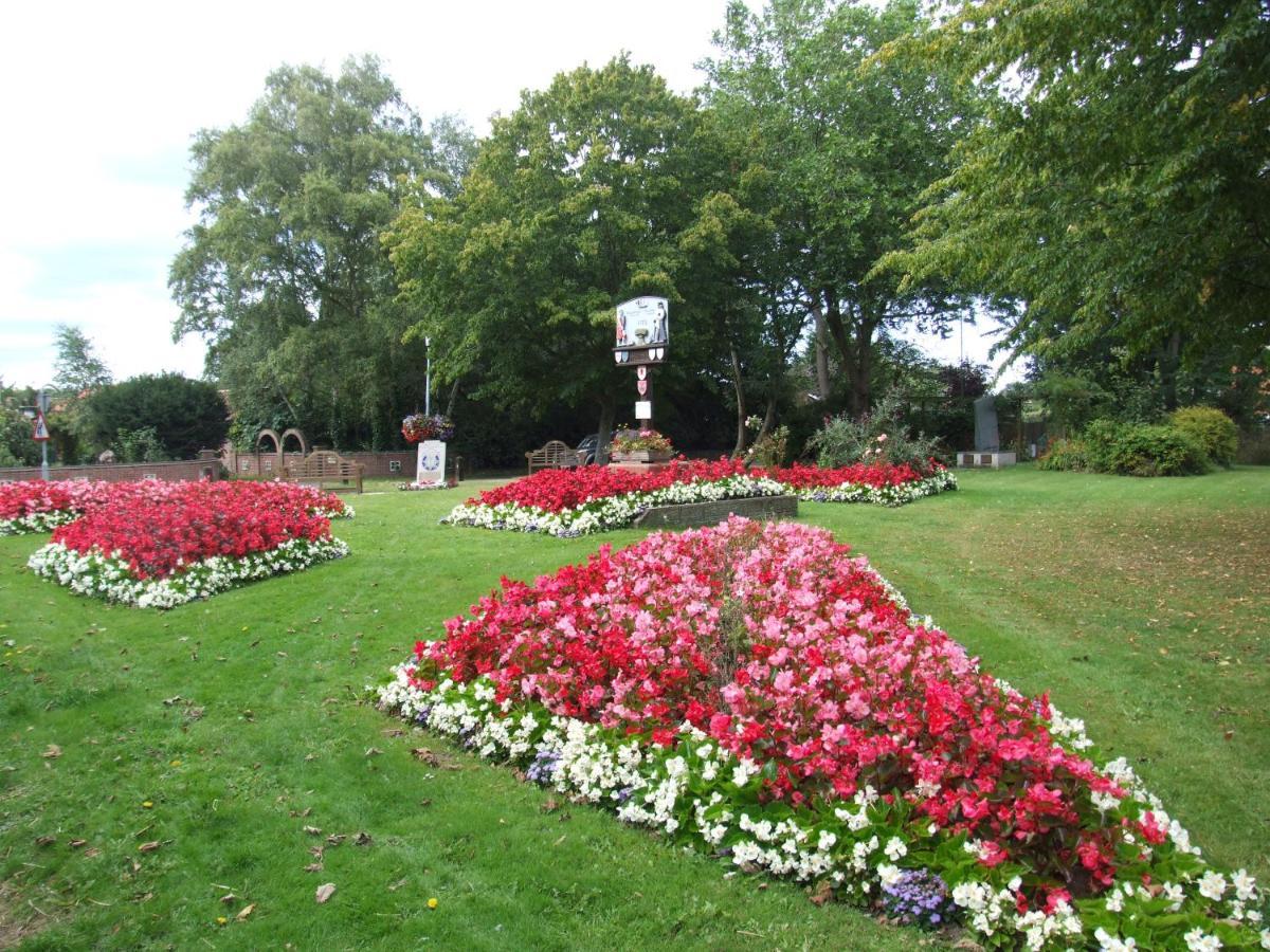 Charming Woodland Lodge 2 Person 1 Bedroom Great Yarmouth Exteriér fotografie